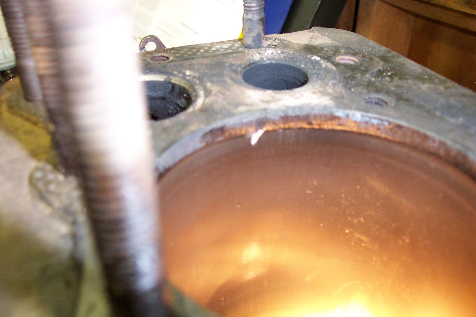 So what caused my piston edge to melt? Cub Cadet Collectors dot com